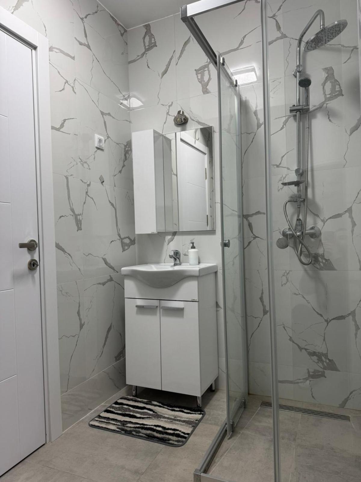 Apartment B&S Скопье Экстерьер фото